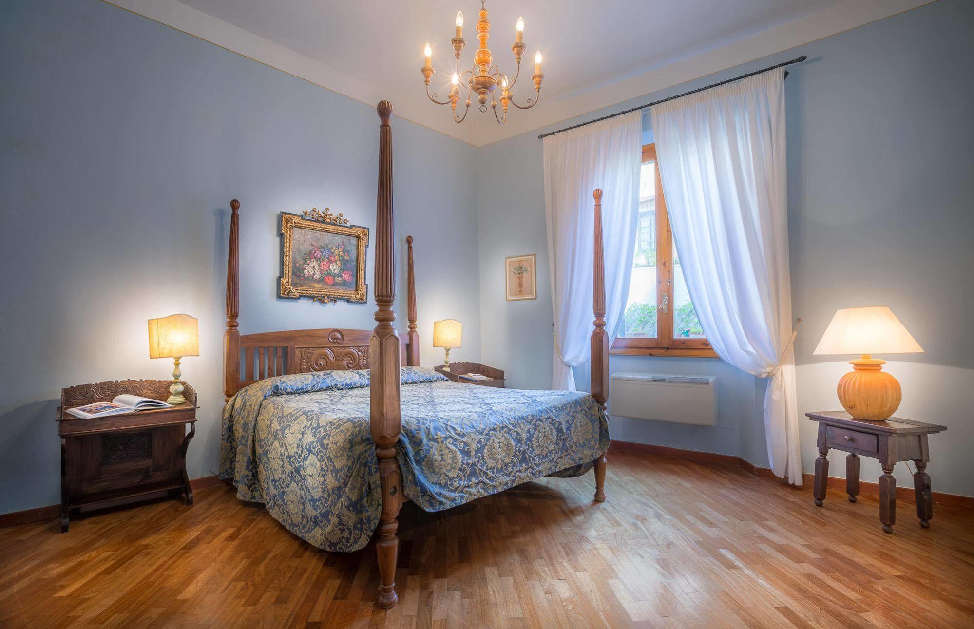 Hotel Torre Guelfa Palazzo Acciaiuoli Florenz